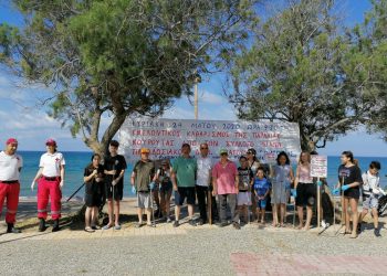 Εθελοντικός καθαρισμός της παραλίας Κουρούτα