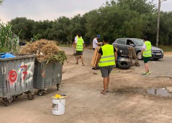 ΣΥΛΛΟΓΟΣ ΝΕΩΝ ΚΑΤΑΡΑΧΙΟΥ ΠΥΡΓΟΥ: Καθάρισαν την περιοχή (φωτος)