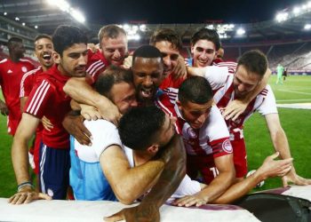 Ο Ολυμπιακός 2-0 τον ΠΑΟΚ, θα παίξει για το νταμπλ στον τελικό του κυπέλλου με την ΑΕΚ