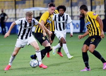 Super League 1: Η κίνηση στο ντέρμπι Άρης - ΠΑΟΚ που προκάλεσε μεγάλη εντύπωση