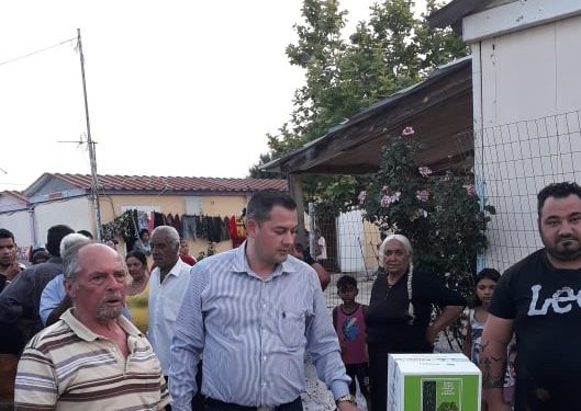 ΘΟΔΩΡΗΣ ΒΑΣΙΛΟΠΟΥΛΟΣ: “Μοίρασε ξανά τρόφιμα σε οικογένειες ευπαθών ομάδων…