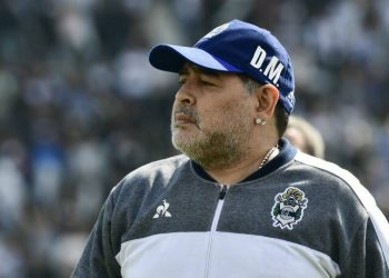 Μαραντόνα: Οι κόρες του τον πάνε στα δικαστήρια