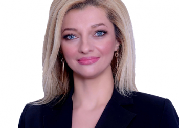 ΔΙΟΝΥΣΙΑ ΑΥΓΕΡΙΝΟΠΟΥΛΟΥ: “Να γίνει ο δρόμος” (βίντεο)