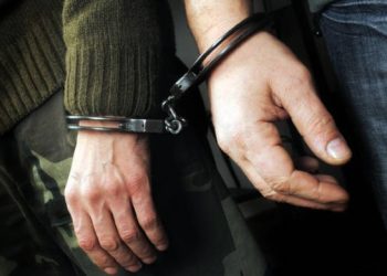 Σύλληψη δυο ατόμων για κατοχή ναρκωτικών
