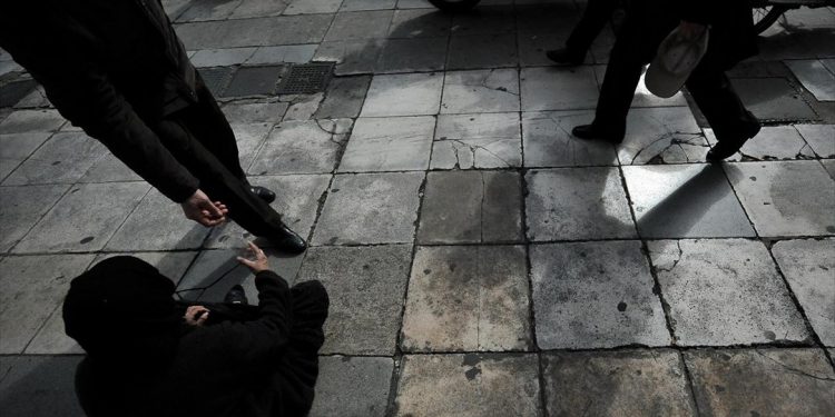 Ελλάδα: Σε κίνδυνο φτώχειας το 30% του πληθυσμού