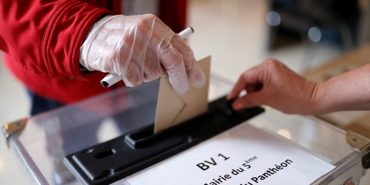 Γαλλία: Ο Φιλίπ κέρδισε τον δήμο της Χάβρης