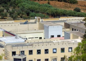 Ναρκωτικά, μαχαίρια και κινητά βρέθηκαν στις φυλακές Ναυπλίου