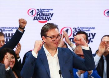 Σερβία: «Ιστορική» νίκη Βούτσιτς εν μέσω πανδημίας και μποϊκοτάζ από την αντιπολίτευση