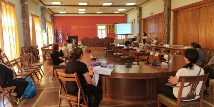 ΔΗΜΟΣ ΠΥΡΓΟΥ: “Βασικός στόχος της Δ.Α η προστασία του ανθρώπινου δυναμικού της καθαριότητας των σχολικών μονάδων στον αγώνα πρόληψης από τον covid-19”