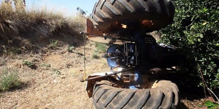 85χρονος καταπλακώθηκε από τρακτέρ στο Περιστέρι Ήλιδας