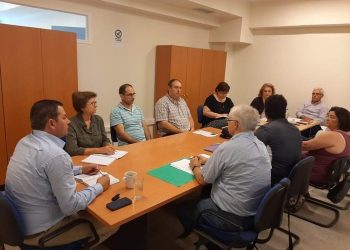 Συνάντηση του Αντιπεριφερειάρχη Θ.  Βασιλόπουλου με  εκπροσώπους της Ένωσης «Ο ΝΗΡΕΑΣ» για  προστασία του θαλάσσιου οικοσυστήματος