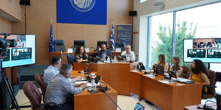 «Έξυπνες» εφαρμογές στα δημόσια κτίρια και τον οδοφωτισμό της Δυτικής Ελλάδας μέσω του έργου «ESMARTCITY»