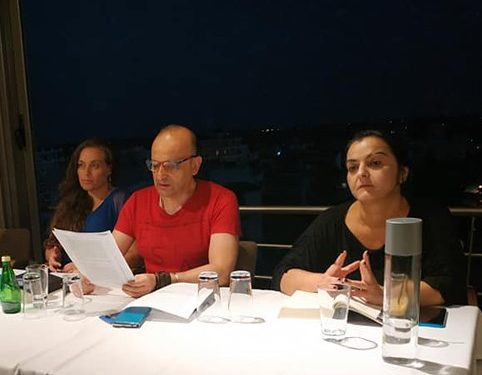 Η Ηλεία Συγγραφέας Αρχοντούλα Αλεξανδροπούλου παρουσίασε στο Επαρχείο το νέο της λογοτεχνικό ιστορικό βιβλίο “Η Μελανοχτυπημένη”