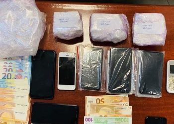 Μύκονος: Τέλος δράσης για κύκλωμα διακίνησης κοκαΐνης