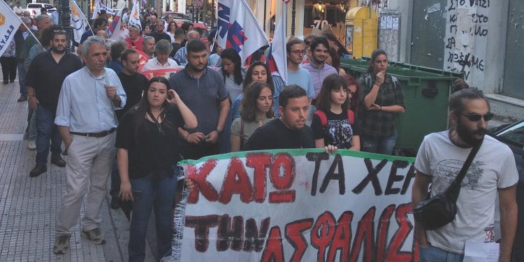 ΠΥΡΓΟΣ: Συλλαλητήριο στην πλατεία ΟΤΕ
