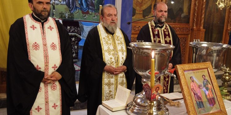 Oι Ανιδιοτελείς θεραπευτές Κοσμάς και Δαμιανός, εορτάστηκαν ιεροπρεπώς στον Ι. Ν. Αγ. Σπυρίδωνος Πύργου (φωτος)