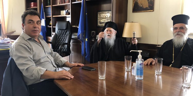 Ευχές δημοτών για την ονομαστική εορτή δέχθηκε ο Δήμαρχος Πύργου Τάκης Αντωνακόπουλος