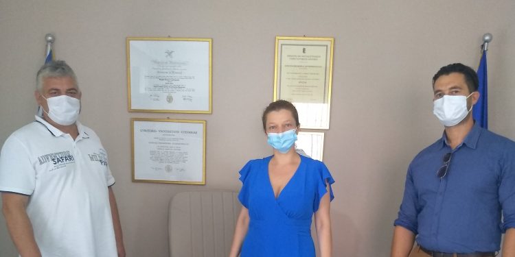 ΔΙΟΝΥΣΙΑ ΑΥΓΕΡΙΝΟΠΟΥΛΟΥ: Συνάντηση με εκπρόσωπους του σωματείου των ξενοδοχοϋπαλλήλων Ν. Ηλείας