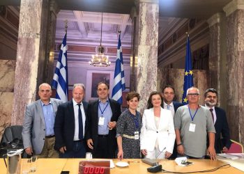 ΔΙΟΝΥΣΙΑ ΑΥΓΕΡΙΝΟΠΟΥΛΟΥ: Συμμαχία» για τα βιώσιμα κομμωτήρια – Ειδικό σύστημα διαχείρισης και ανακύκλωσης των αποβλήτων προϊόντων κομμωτηρίων