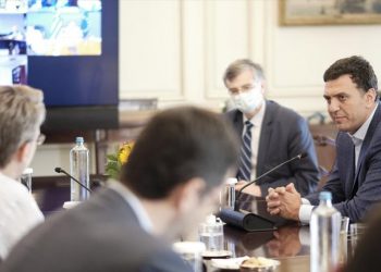 Τηλεδιάσκεψη αύριο με Τσιόδρα για τον κορωνοϊό