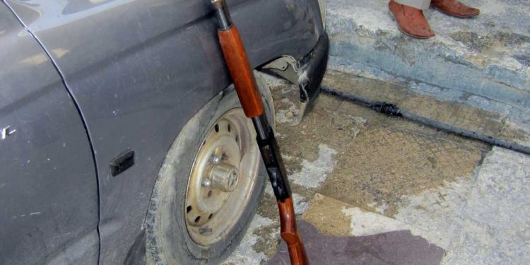 ΗΛΕΙΑ: Πατέρας πέρασε για αλεπού το γιο και τον πυροβόλησε