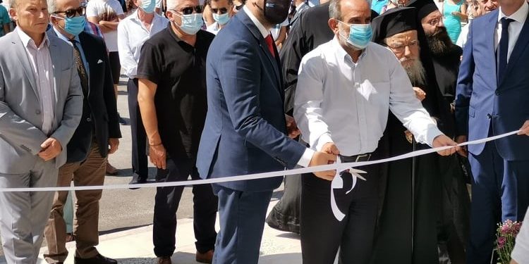 Στον αγιασμό και στα εγκαίνια του νέου Λυκείου Θέρμου, ο Περιφερειάρχης Δυτικής Ελλάδας, Νεκτάριος Φαρμάκης