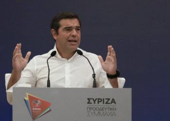 Τσίπρας: Αν έχεις μάσκα και παγούρι, η ευθύνη δική σου
