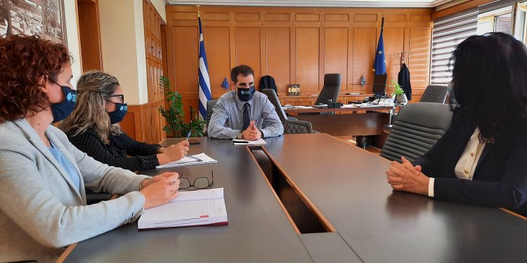 Σύσκεψη υπό τον Αντιπεριφερειάρχη Π.Ε Ηλείας Β. Γιαννόπουλο για τα Προγράμματα Αγροτικής Ανάπτυξης