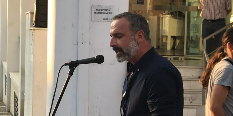 ΑΛΕΞΗΣ ΤΣΑΟΥΣΑΚΗΣ: “Για τον ξυλοδαρμό μετανάστη στο Βαρθολομιό”