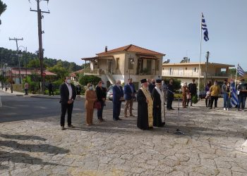 ΔΗΜΟΣ ΑΝΔΡΙΤΣΑΙΝΑΣ – ΚΡΕΣΤΕΝΩΝ: Προσκύνημα και κατάθεση στεφάνων στο Μνημείο Ηρώων Κρεστένων