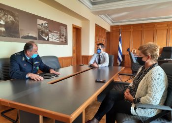 Συνάντηση Αντιπεριφερειάρχη Π.Ε Ηλείας Β. Γιαννόπουλου με Διευθυντή Αστυνομίας Ηλείας Π. Μάνδαλο