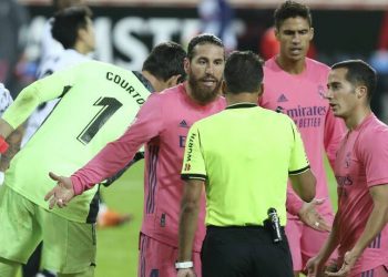 La Liga: Τρία πέναλτι εις βάρος της Ρεάλ και συντριβή με 4-1 από τη Βαλένθια