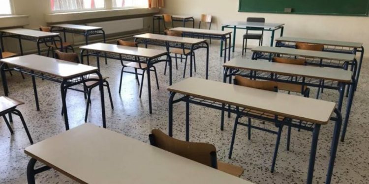 ΣΥΛΛΟΓΟΣ ΔΑΣΚΑΛΩΝ & ΝΗΠΙΑΓΩΓΩΝ ΠΕΡΙΦΕΡΕΙΑΣ ΛΕΧΑΙΝΩΝ: Ψήφισμα για την Πανεργατική Απεργία