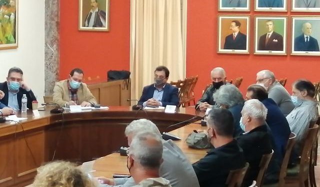 ΔΗΜΑΡΧΟΣ ΠΥΡΓΟΥ: “Διμέτωπος αγώνας διεκδίκησης για την παραμονή κι ενίσχυση του τμήματος Μουσειολογίας”