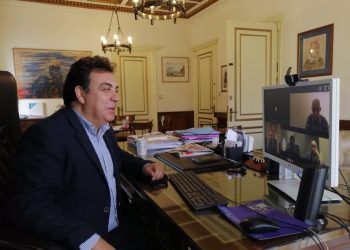 “Να συνταχτούμε και να δώσουμε τη μάχη σε όλα τα μέτωπα”