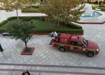 ΔΗΜΟΣ ΠΥΡΓΟΥ: Απολυμάνσεις σε πλατείες και κοινόχρηστους χώρους