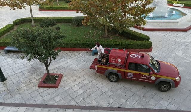 ΔΗΜΟΣ ΠΥΡΓΟΥ: Απολυμάνσεις σε πλατείες και κοινόχρηστους χώρους
