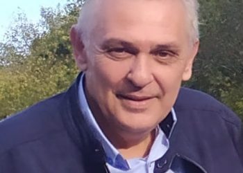 ΘΑΝΑΣΗΣ ΔΑΜΑΣΚΟΠΟΥΛΟΣ: “Ένας είναι ο εχθρός ο covid κορονοϊός”