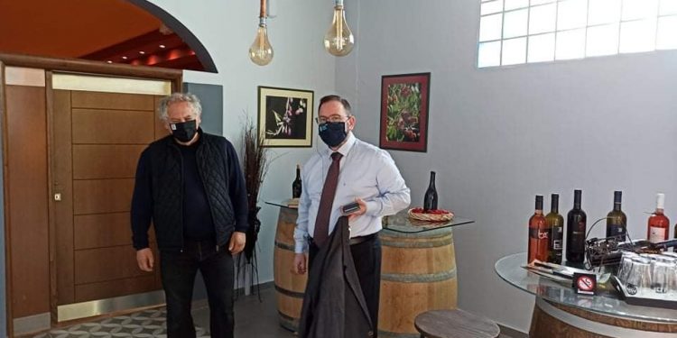 Επίσκεψη του Αντιπεριφερειάρχη Πολιτισμού και Τουρισμού Νίκου Κοροβέση στο κτήμα Μπριντζίκη
