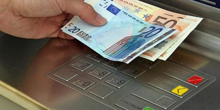 ΒΟΥΠΡΑΣΙΑ ΗΛΕΙΑΣ: Του απέσπασαν 2.000 ευρώ μέσω τραπεζικού λογαριασμού