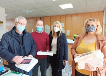 Τάμπλετ στους μαθητές του Δήμου Ήλιδας από την εταιρεία ΚΥΚΝΟΣ