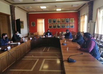 ΔΗΜΟΣ ΠΥΡΓΟΥ: «Στο τραπέζι» τα προβλήματα της εστίασης