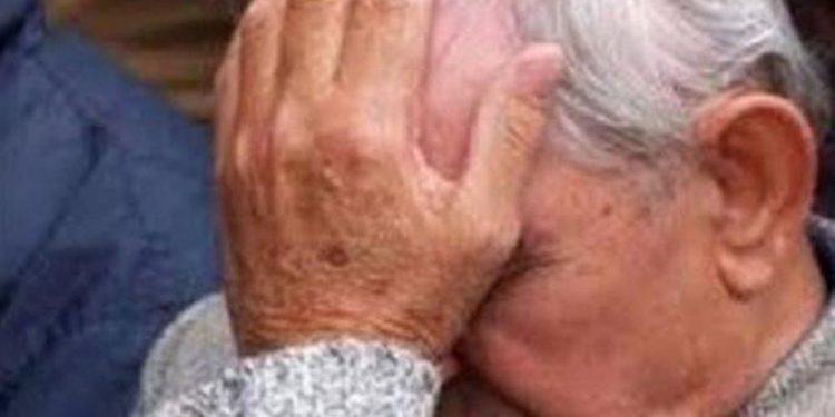 ΠΥΡΓΟΣ: Λήστεψαν ηλικιωμένο έξω από σούπερ μάρκετ