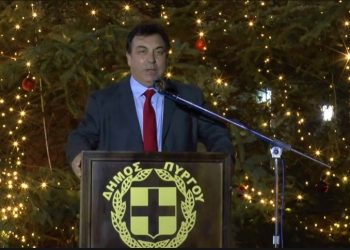 ΔΗΜΟΣ ΠΥΡΓΟΥ: Εντυπωσιακή αλλαγή του χρόνου με πολλά πυροτεχνήματα