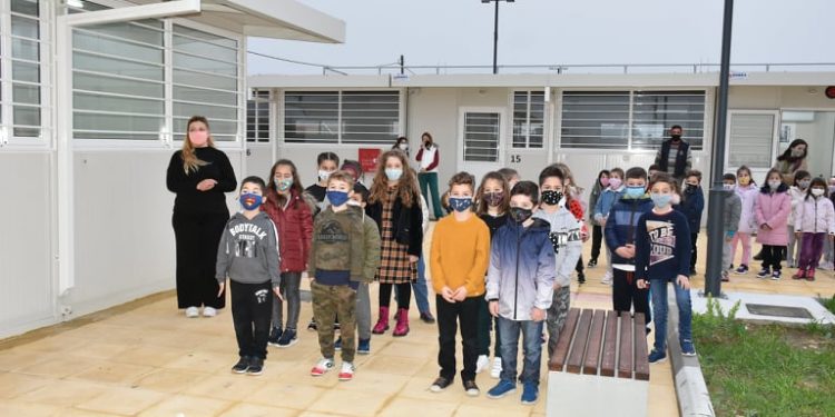 ΔΗΜΟΣ ΑΝΔΡΑΒΙΔΑΣ – ΚΥΛΛΗΝΗΣ: Ήχησε το κουδούνι στο Νέο Δημοτικό Σχολείο Ανδραβίδας (φωτος)