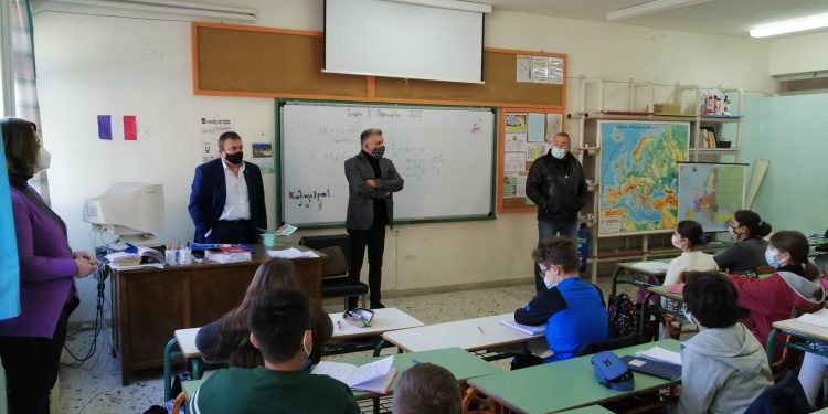 ΔΗΜΟΣ ΠΥΡΓΟΥ: Συνεχίζεται η ενημέρωση για την Ανακύκλωση σε Δημοτικά Σχολεία