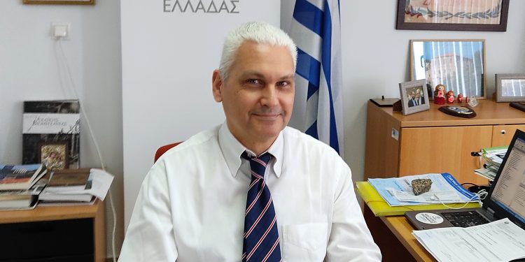 O Φωκίωνας ΖαΪμης στην 13η Συνεδρίαση Περιφερειακού Τουρισμού: «Οι αεροπορικές συγκοινωνίες και οι ποδηλατοδρόμοι είναι παράγοντες τουριστικής ανάπτυξης»