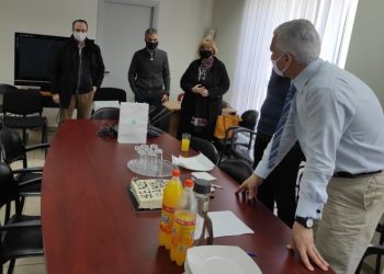 ΠΕΡΙΦΕΡΕΙΑ ΔΥΤΙΚΗΣ ΕΛΛΑΔΑΣ: Η ΣΕΑΔΕ έκοψε την πρωτοχρονιάτικη πίτα