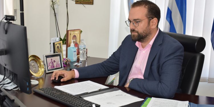 Επιστολή Ν. Φαρμάκη σε Β. Κικίλια: «Η Περιφέρεια Δυτικής Ελλάδας, έτοιμη να συνεισφέρει με κάθε τρόπο στην εμβολιαστική προσπάθεια»