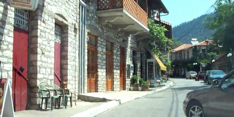 ΠΕΡΙΦΕΡΕΙΑ ΔΥΤΙΚΗΣ ΕΛΛΑΔΑΣ: 1ο Βραβείο από την Ηλεία με θέμα “Παραδοσιακό χωριό Λαμπεία ή Δίβρη”